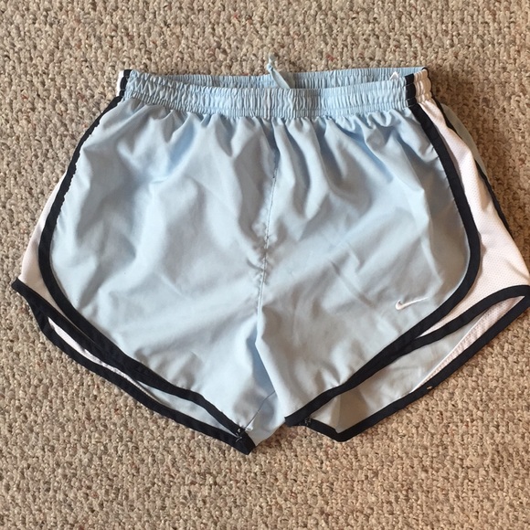 Nike Pants - Nike tempo running shorts